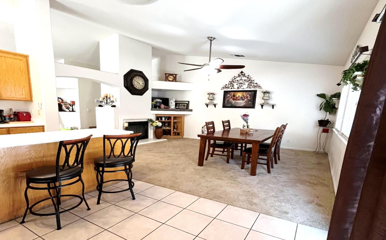 Detail Gallery Image 6 of 17 For 5600 Gateway Dr, Salida,  CA 95368 - 4 Beds | 2 Baths