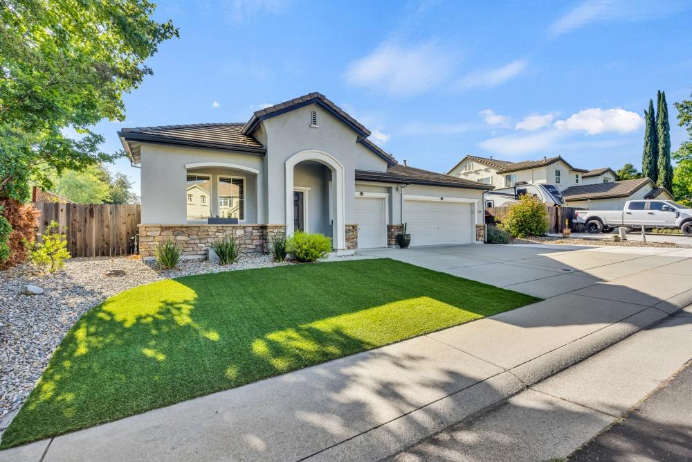 Detail Gallery Image 2 of 54 For 4019 Aitken Dairy Rd, Rocklin,  CA 95677 - 4 Beds | 2 Baths