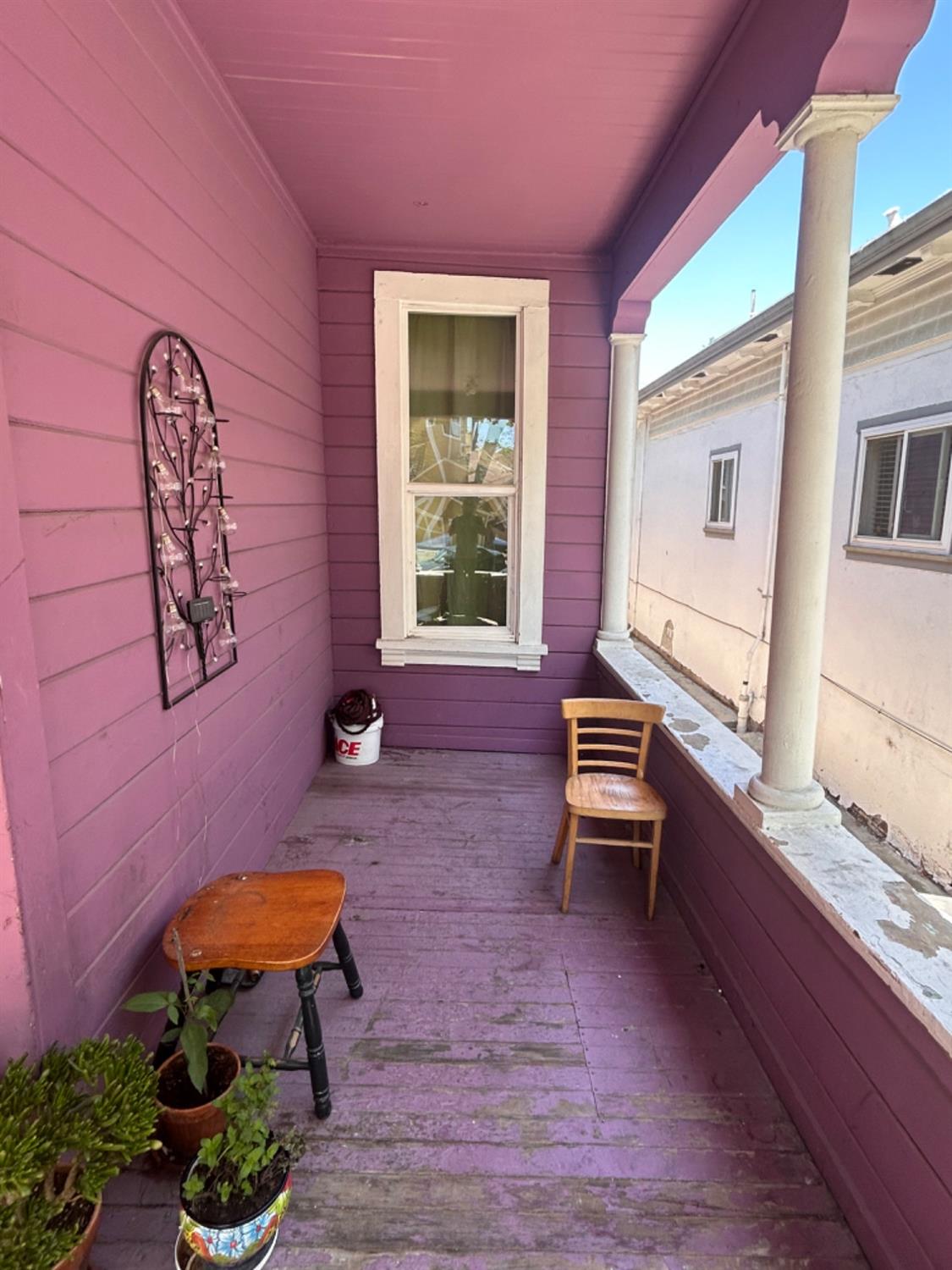 Detail Gallery Image 6 of 38 For 107 E 9th St, Tracy,  CA 95376 - 3 Beds | 2 Baths