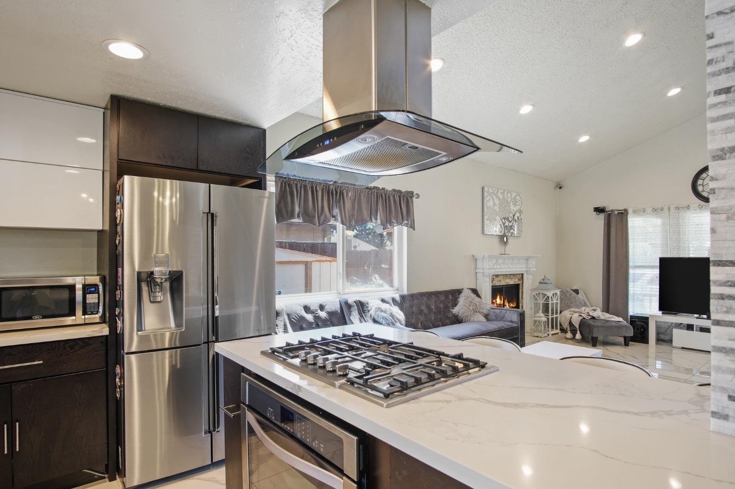 Detail Gallery Image 14 of 40 For 685 Bennington Ave, Turlock,  CA 95382 - 3 Beds | 2 Baths