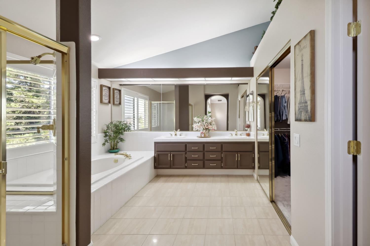 Detail Gallery Image 39 of 99 For 204 Davies Ct, Folsom,  CA 95630 - 4 Beds | 2/1 Baths