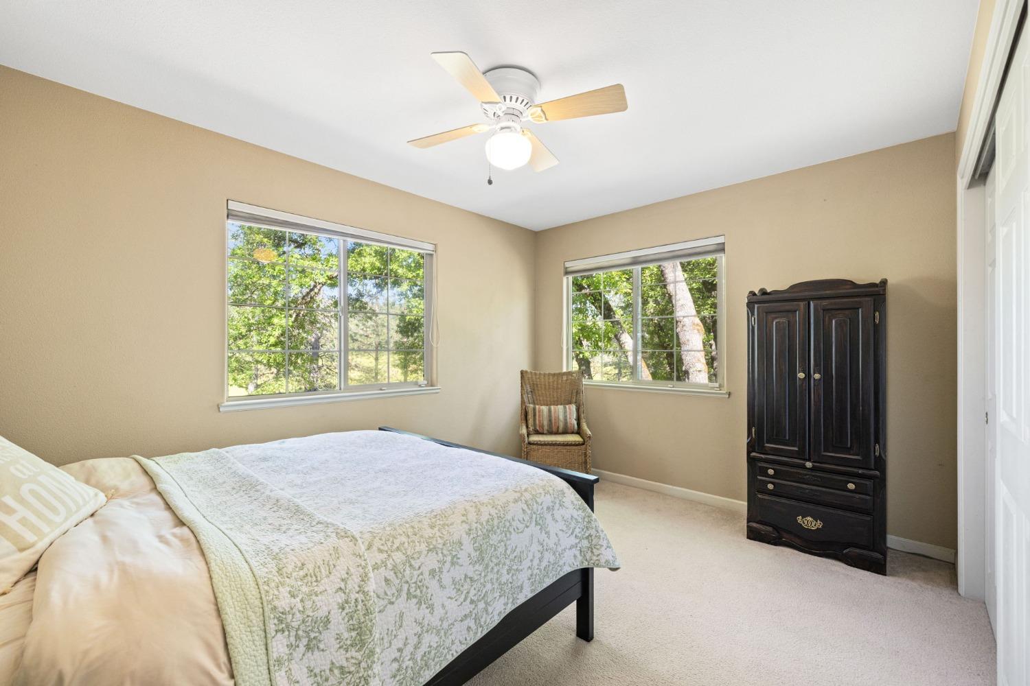 Auburn Road, Grass Valley, California image 23