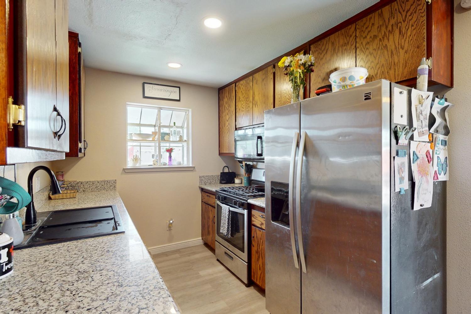 Detail Gallery Image 9 of 41 For 3003 Corinne Ct, Live Oak,  CA 95953 - 3 Beds | 2 Baths