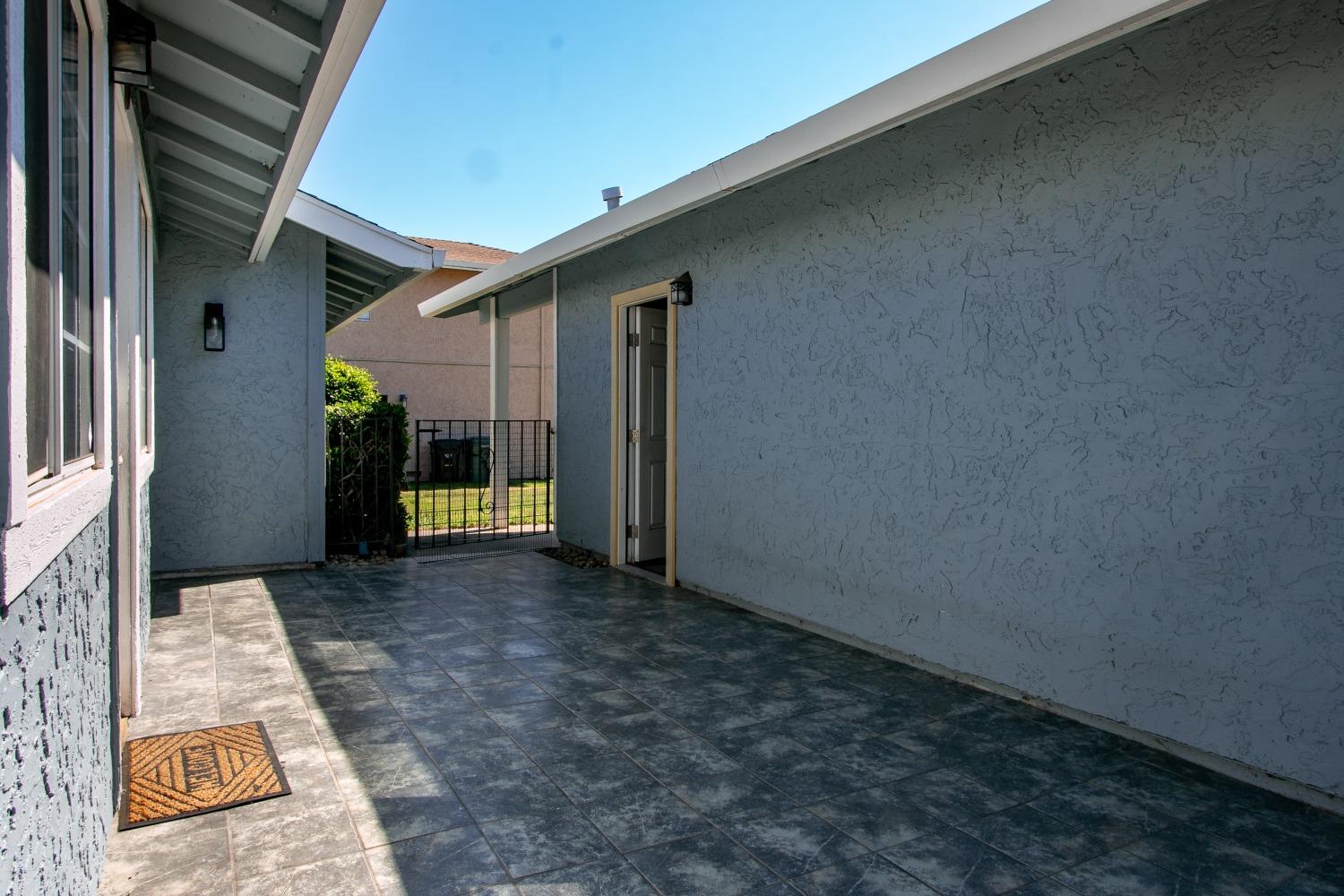 Detail Gallery Image 20 of 33 For 8449 Juglans Dr, Orangevale,  CA 95662 - 3 Beds | 2 Baths