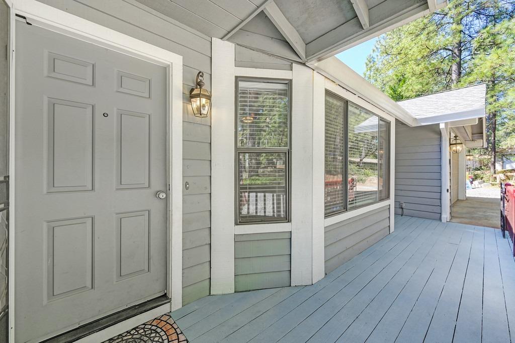 Detail Gallery Image 11 of 80 For 6127 Silverleaf Dr, Foresthill,  CA 95631 - 3 Beds | 2 Baths