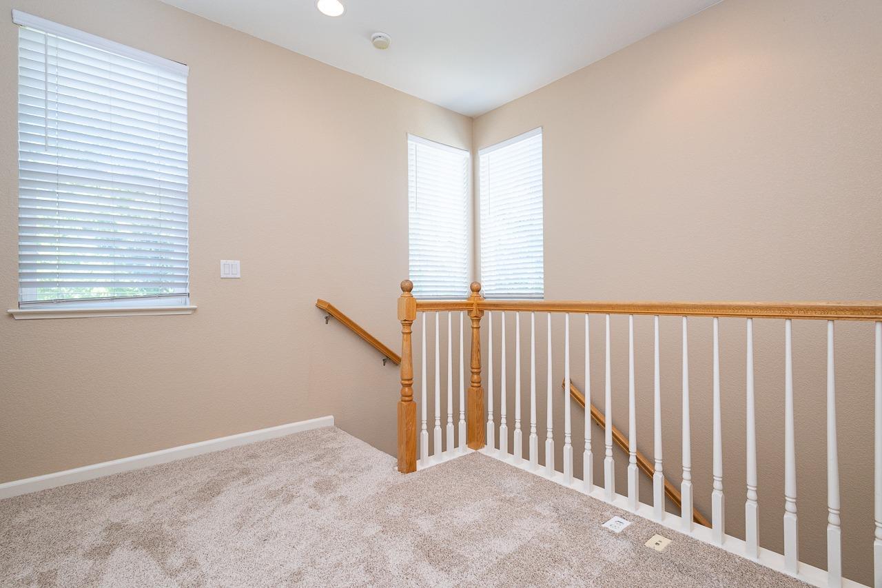 Detail Gallery Image 13 of 26 For 1532 Hammond Ct, Folsom,  CA 95630 - 4 Beds | 2/1 Baths