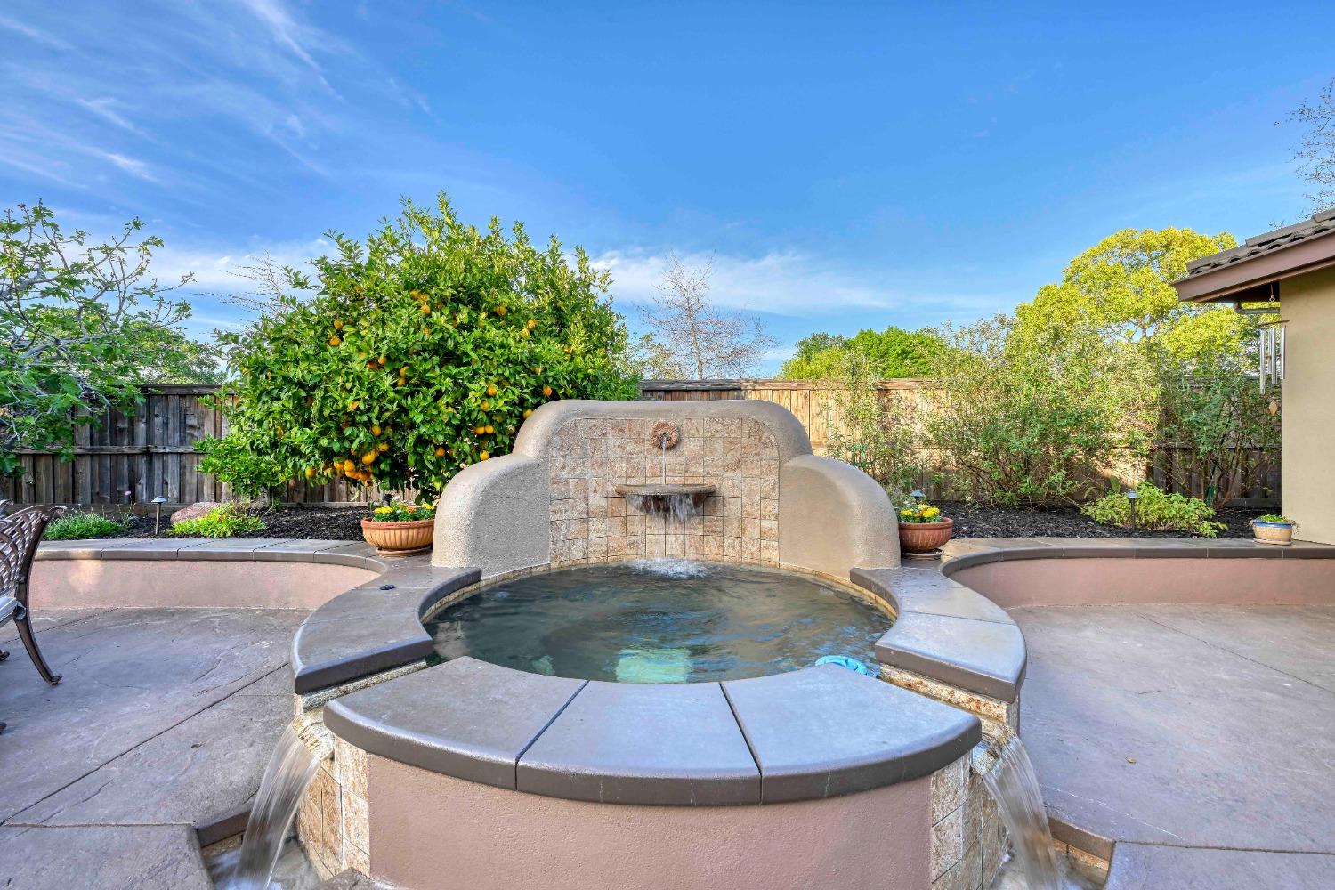 Detail Gallery Image 14 of 60 For 109 Roberts Pl, Roseville,  CA 95661 - 4 Beds | 3 Baths