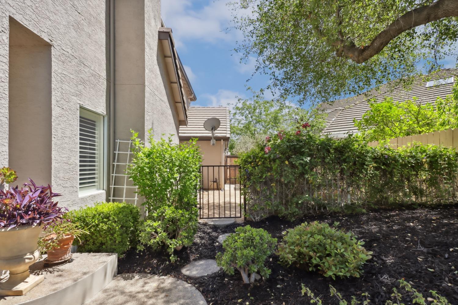 Detail Gallery Image 75 of 99 For 204 Davies Ct, Folsom,  CA 95630 - 4 Beds | 2/1 Baths