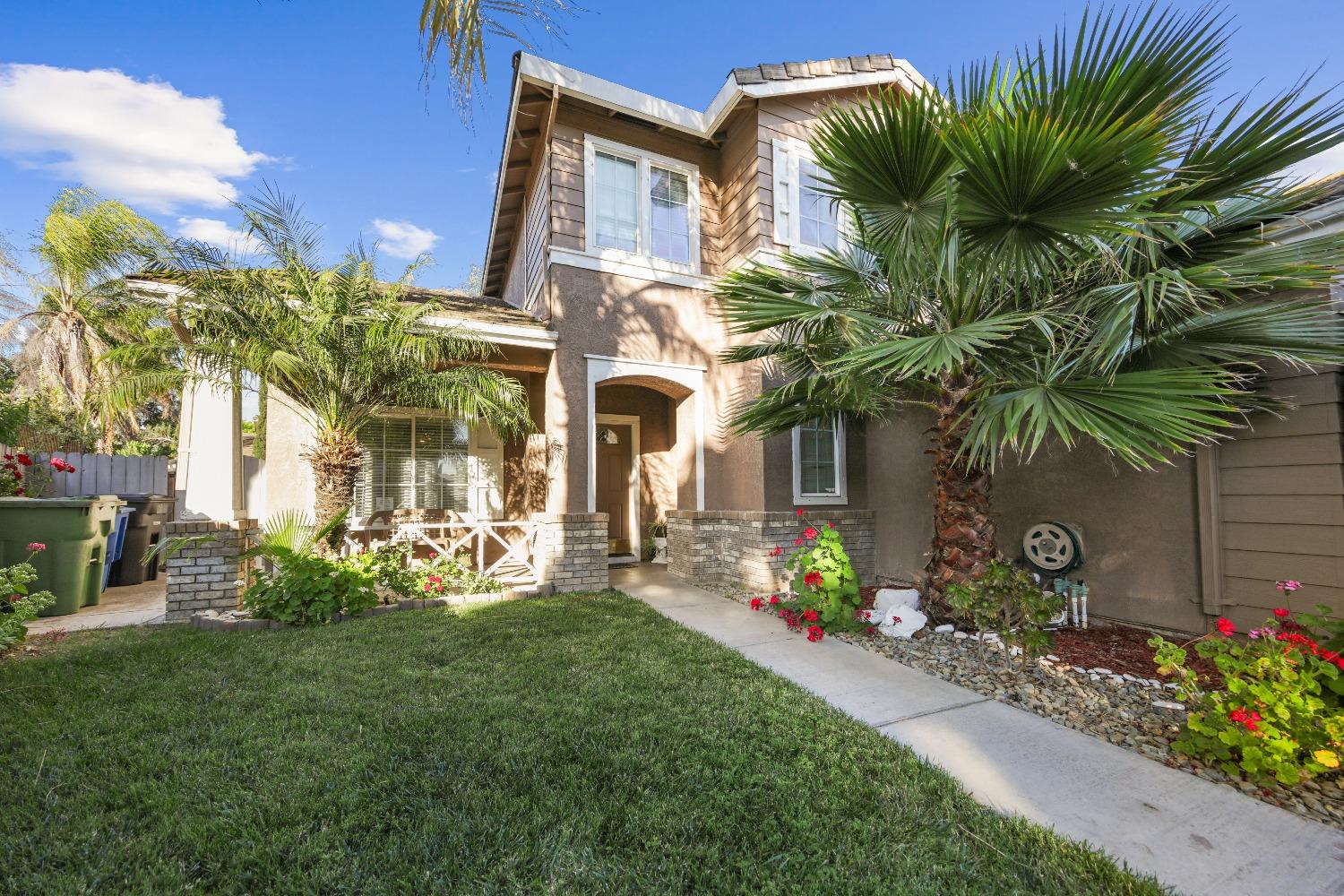 Detail Gallery Image 3 of 50 For 810 River Raft, Modesto,  CA 95351 - 4 Beds | 3 Baths