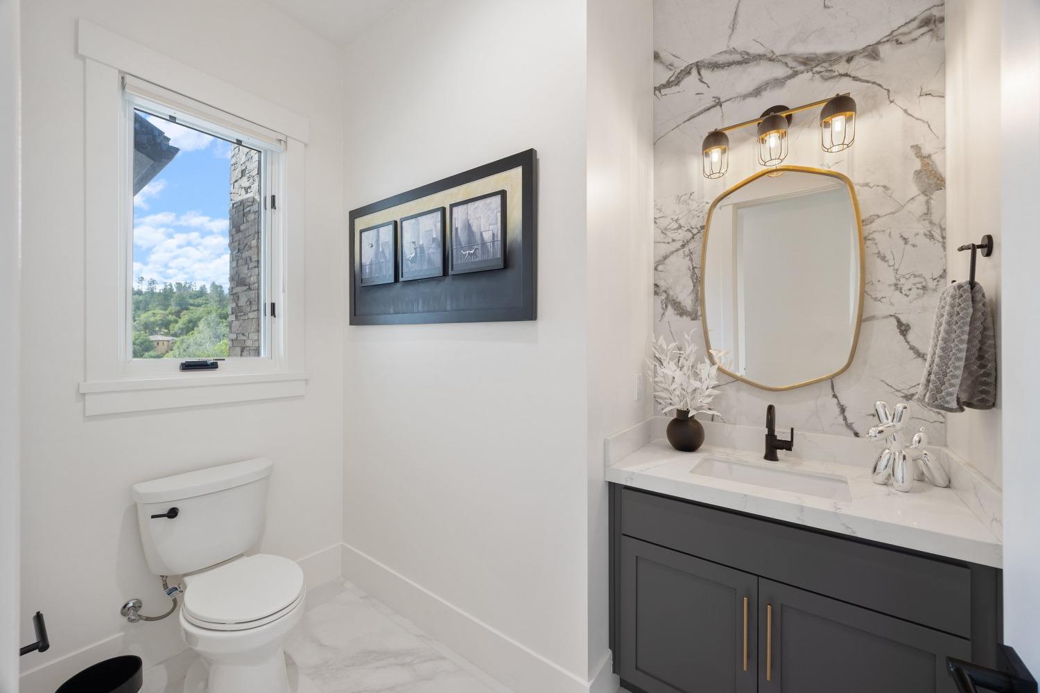 Detail Gallery Image 32 of 64 For 2056 Long View Dr, Meadow Vista,  CA 95722 - 4 Beds | 5/1 Baths