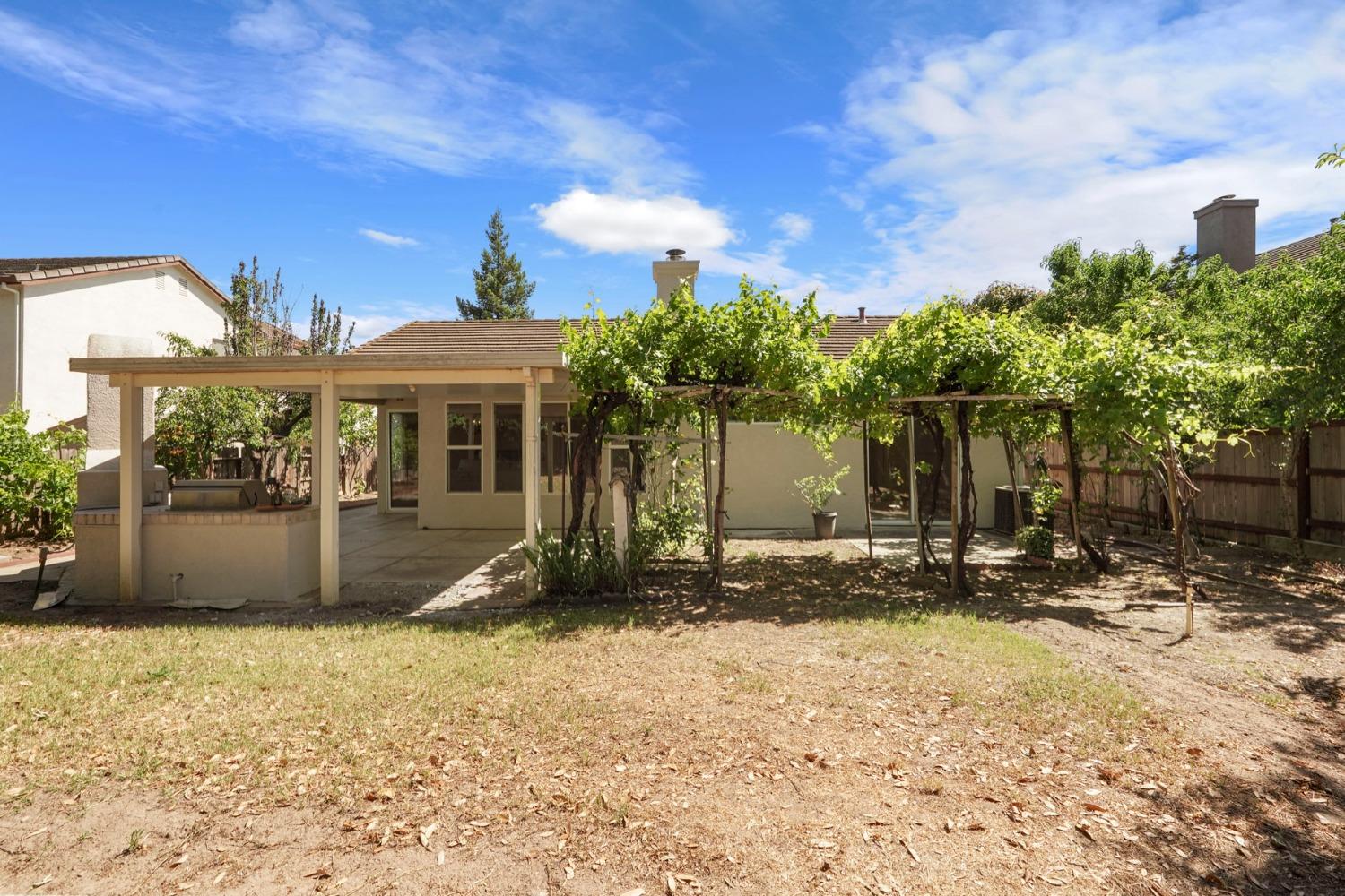 Detail Gallery Image 44 of 48 For 2607 W Elm St, Lodi,  CA 95242 - 3 Beds | 2 Baths
