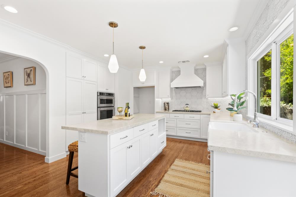 Detail Gallery Image 6 of 65 For 1831 Bidwell Way, Sacramento,  CA 95818 - 3 Beds | 2 Baths