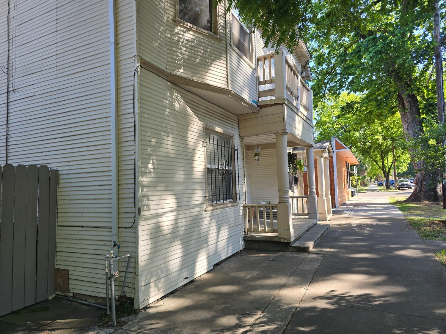 12th Street, Sacramento, California image 2
