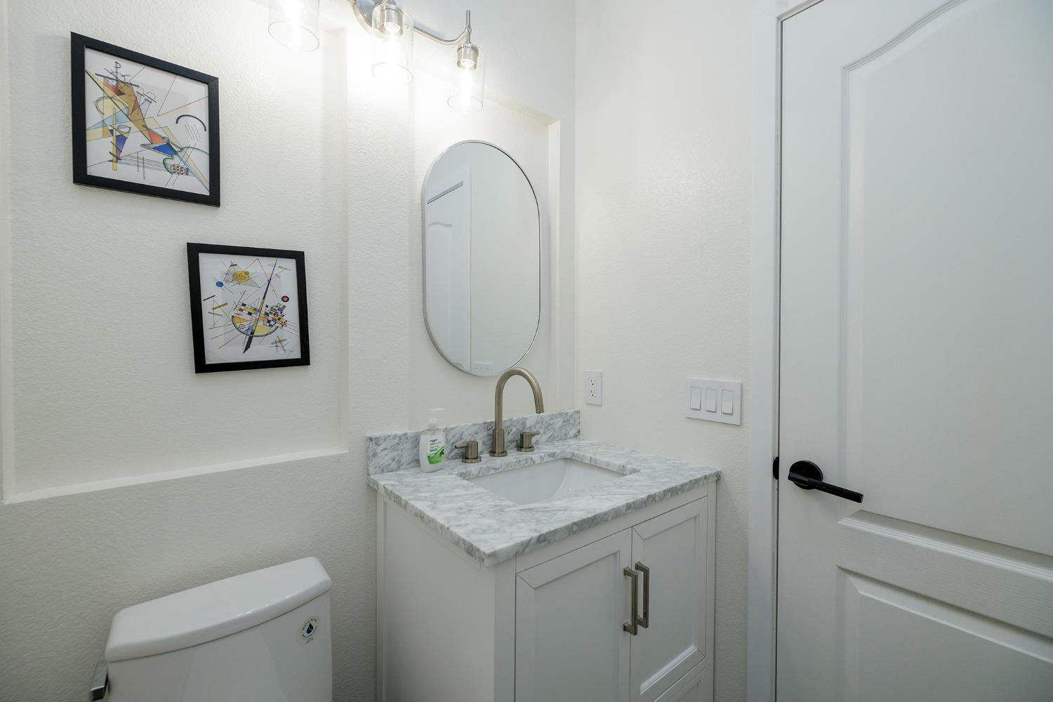 Detail Gallery Image 28 of 45 For 2192 Ivory Lace Ave, Manteca,  CA 95337 - 4 Beds | 2/1 Baths