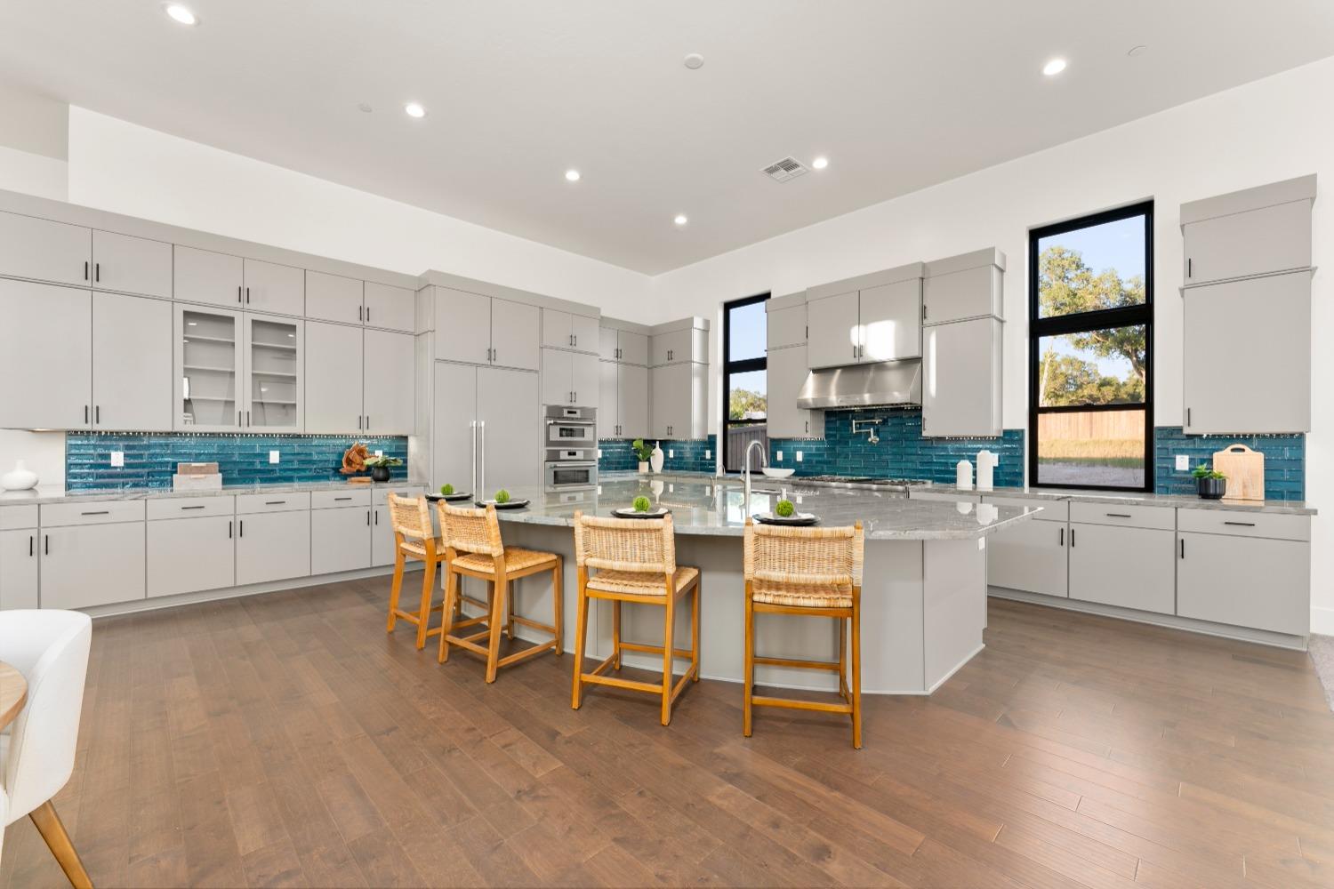 Detail Gallery Image 18 of 78 For 4810 Minero Ln, Granite Bay,  CA 95746 - 5 Beds | 4/1 Baths