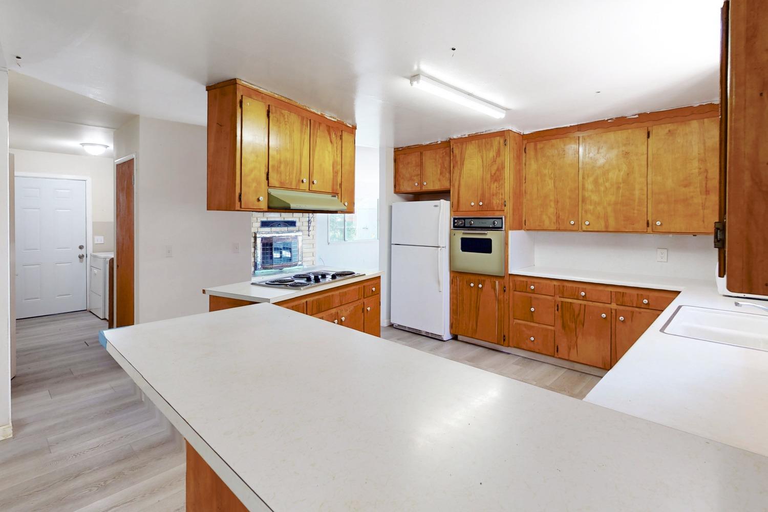 Detail Gallery Image 18 of 82 For 633 Cox Ln, Oroville,  CA 95965 - 3 Beds | 1/1 Baths