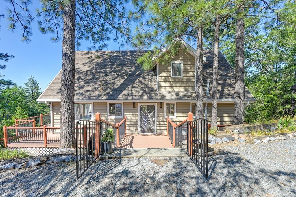Detail Gallery Image 5 of 48 For 6202 Green Ridge Dr, Foresthill,  CA 95631 - 3 Beds | 2/1 Baths