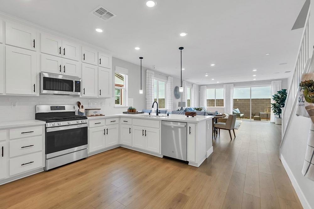 Detail Gallery Image 29 of 38 For 4296 Gibbous Dr, Folsom,  CA 95630 - 4 Beds | 3 Baths