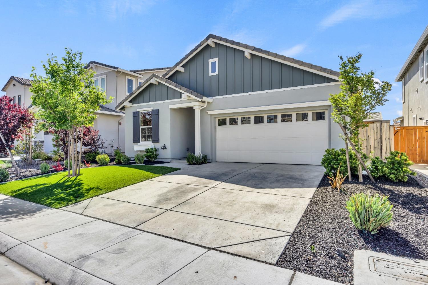 Detail Gallery Image 1 of 42 For 3087 Ridgecrest Dr, Lincoln,  CA 95648 - 3 Beds | 2 Baths