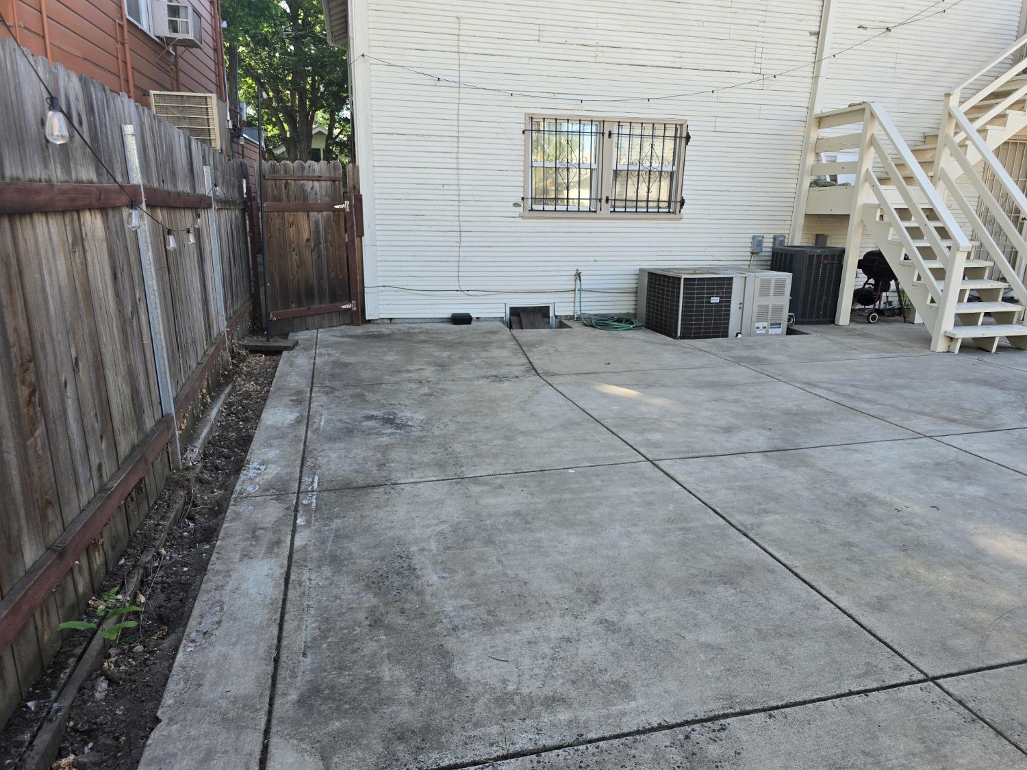 12th Street, Sacramento, California image 11