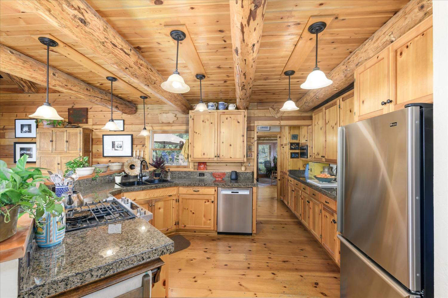 Detail Gallery Image 17 of 86 For 1267 Old Rock Bridge Rd, Placerville,  CA 95667 - 3 Beds | 2 Baths