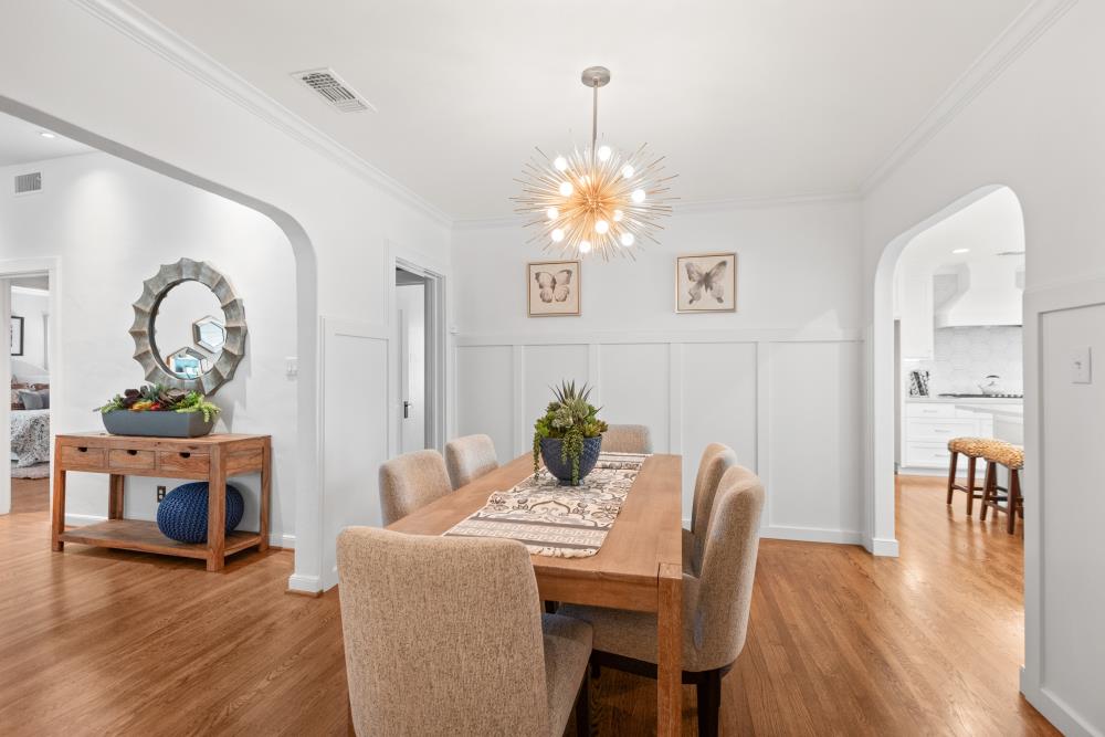 Detail Gallery Image 5 of 65 For 1831 Bidwell Way, Sacramento,  CA 95818 - 3 Beds | 2 Baths