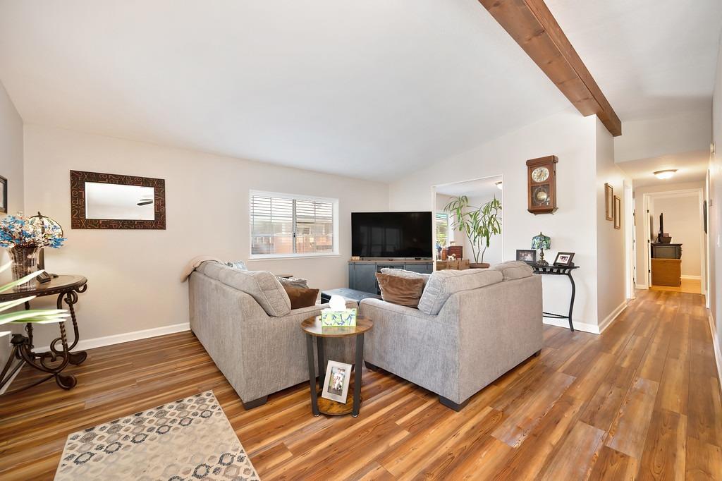 Detail Gallery Image 8 of 56 For 13948 Golden Star Rd, Grass Valley,  CA 95949 - 2 Beds | 2 Baths
