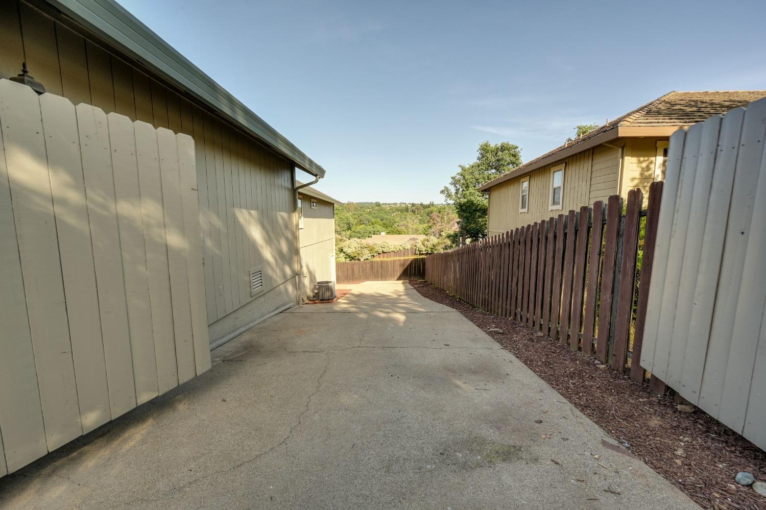 Detail Gallery Image 26 of 28 For 1518 Sutter Creek Dr, El Dorado Hills,  CA 95762 - 3 Beds | 2/1 Baths