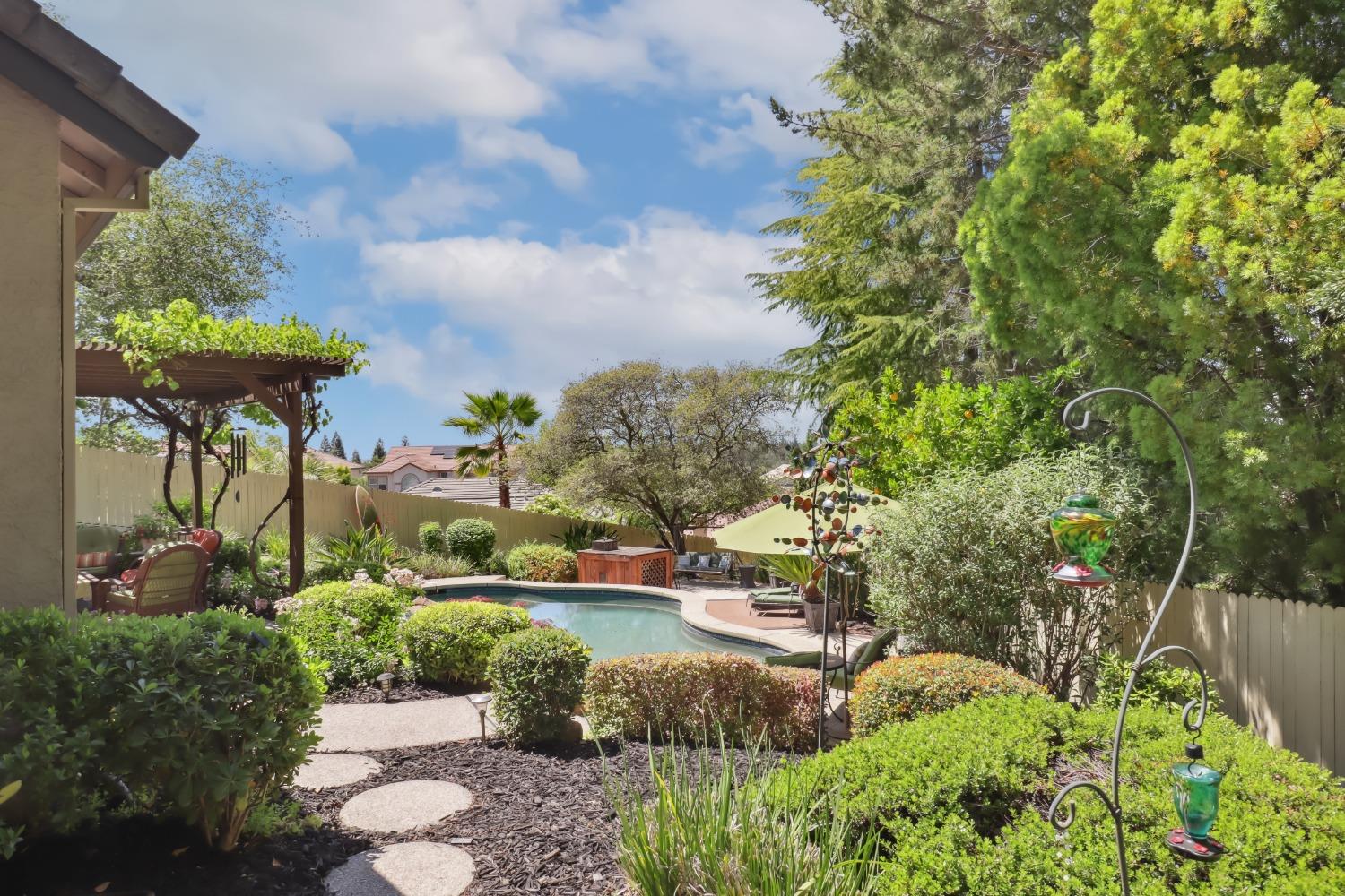 Detail Gallery Image 56 of 99 For 204 Davies Ct, Folsom,  CA 95630 - 4 Beds | 2/1 Baths