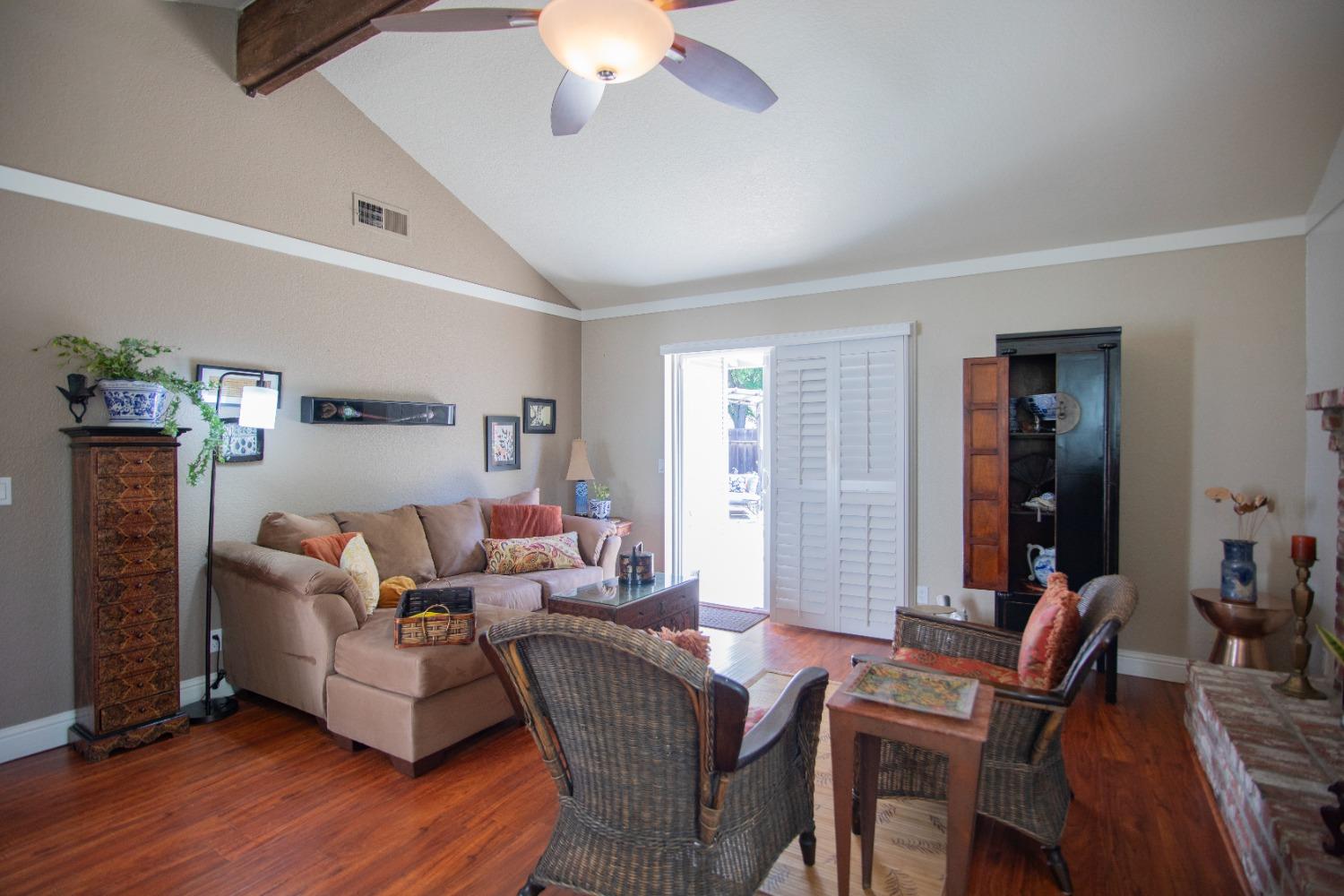 Detail Gallery Image 18 of 51 For 5815 Morgan Pl #1,  Stockton,  CA 95219 - 2 Beds | 1 Baths