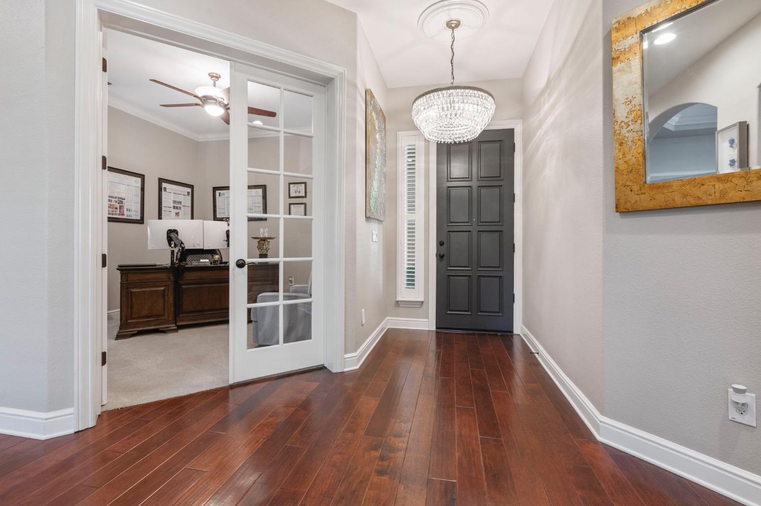 Detail Gallery Image 6 of 49 For 1716 W Morella Cir, Roseville,  CA 95747 - 3 Beds | 2/1 Baths