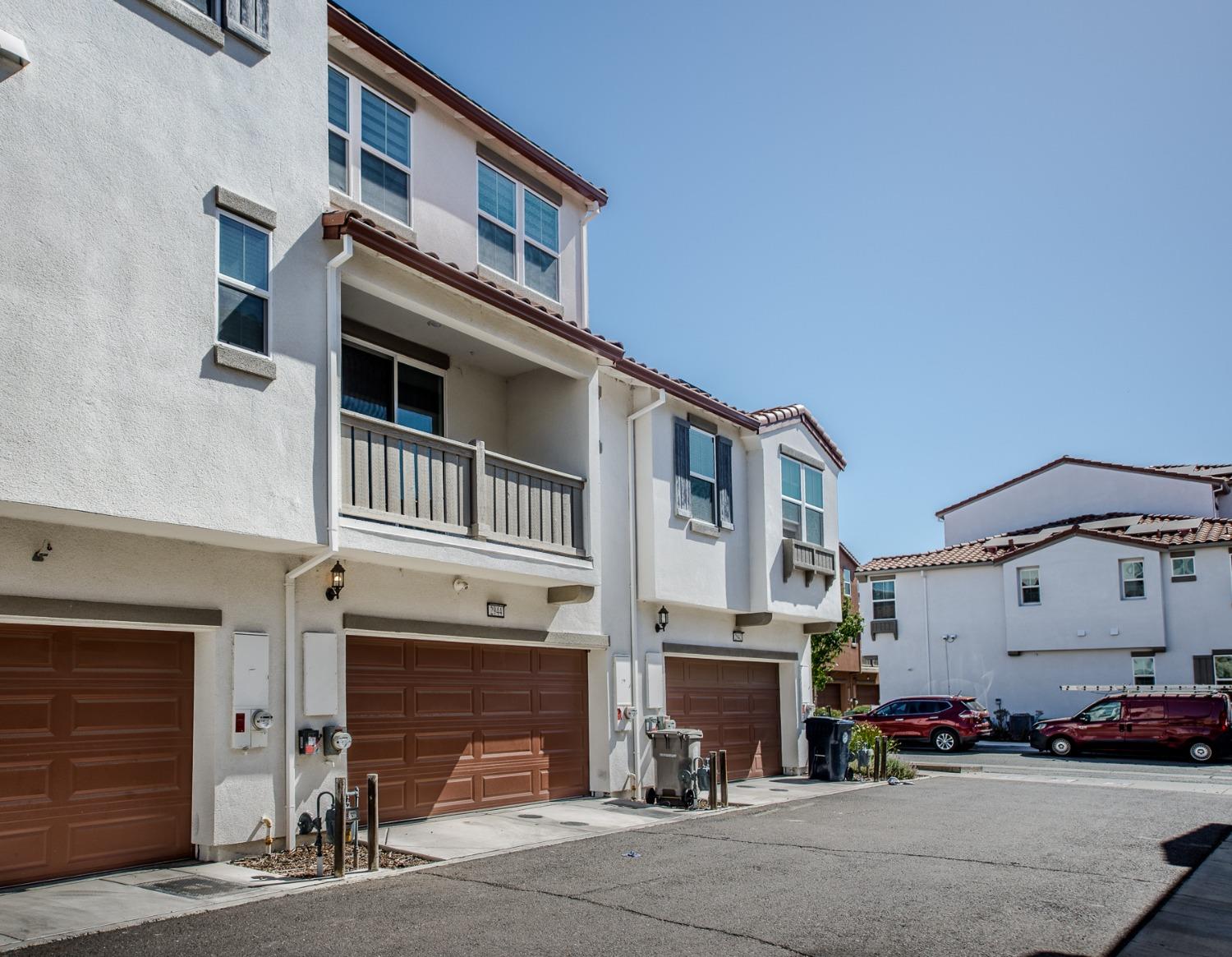 Detail Gallery Image 64 of 65 For 2944 Valbonne Walk, Sacramento,  CA 95834 - 4 Beds | 3/1 Baths