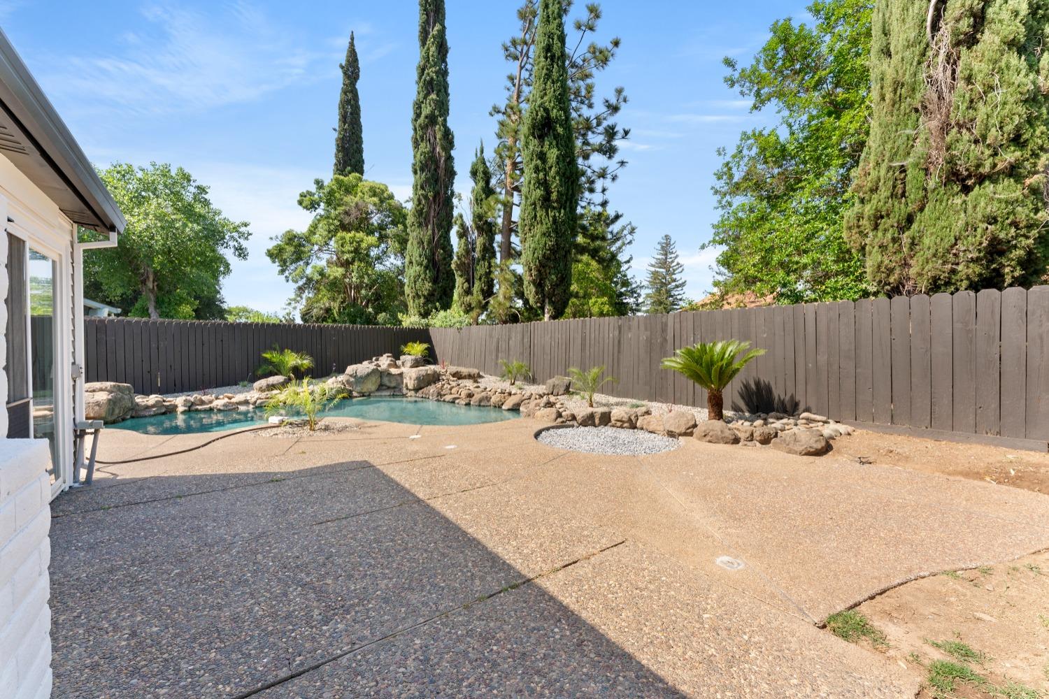 Detail Gallery Image 19 of 22 For 2462 Stokewood Way, Rancho Cordova,  CA 95670 - 3 Beds | 2 Baths