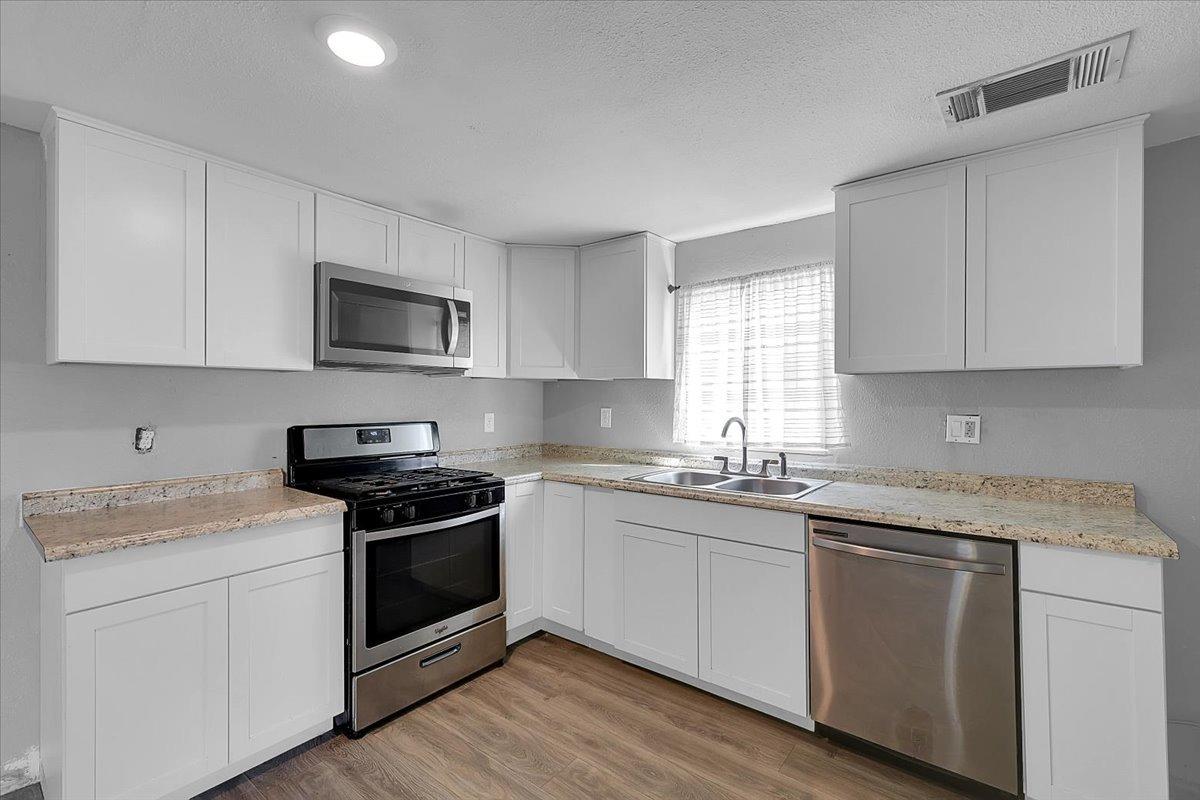 Detail Gallery Image 9 of 24 For 4863 Arboga Rd, Olivehurst,  CA 95961 - 2 Beds | 1 Baths