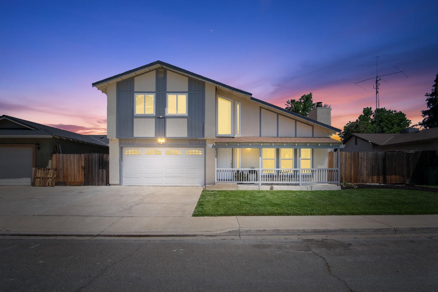 Detail Gallery Image 1 of 40 For 685 Bennington Ave, Turlock,  CA 95382 - 3 Beds | 2 Baths