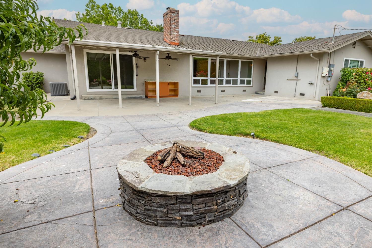 Detail Gallery Image 43 of 49 For 4161 Riviera Dr, Stockton,  CA 95204 - 3 Beds | 2 Baths