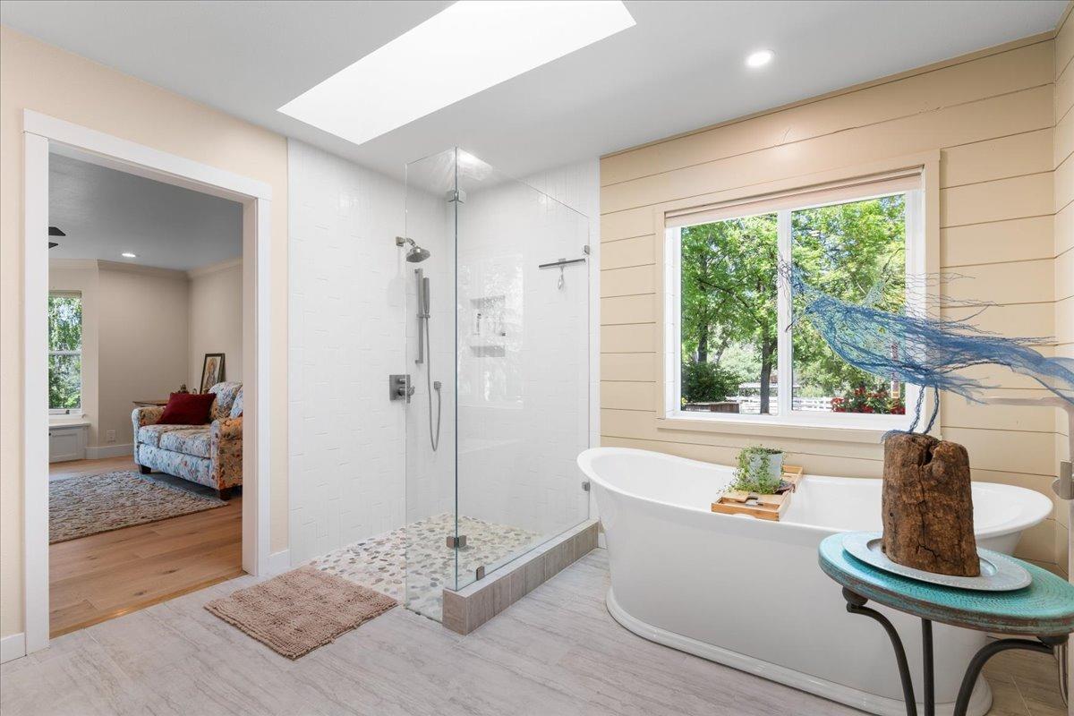 Detail Gallery Image 17 of 73 For 10107 Park View Ln, Penn Valley,  CA 95946 - 3 Beds | 2 Baths