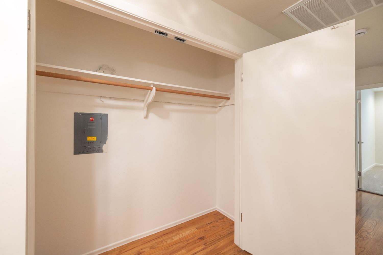 Detail Gallery Image 24 of 49 For 4161 Riviera Dr, Stockton,  CA 95204 - 3 Beds | 2 Baths