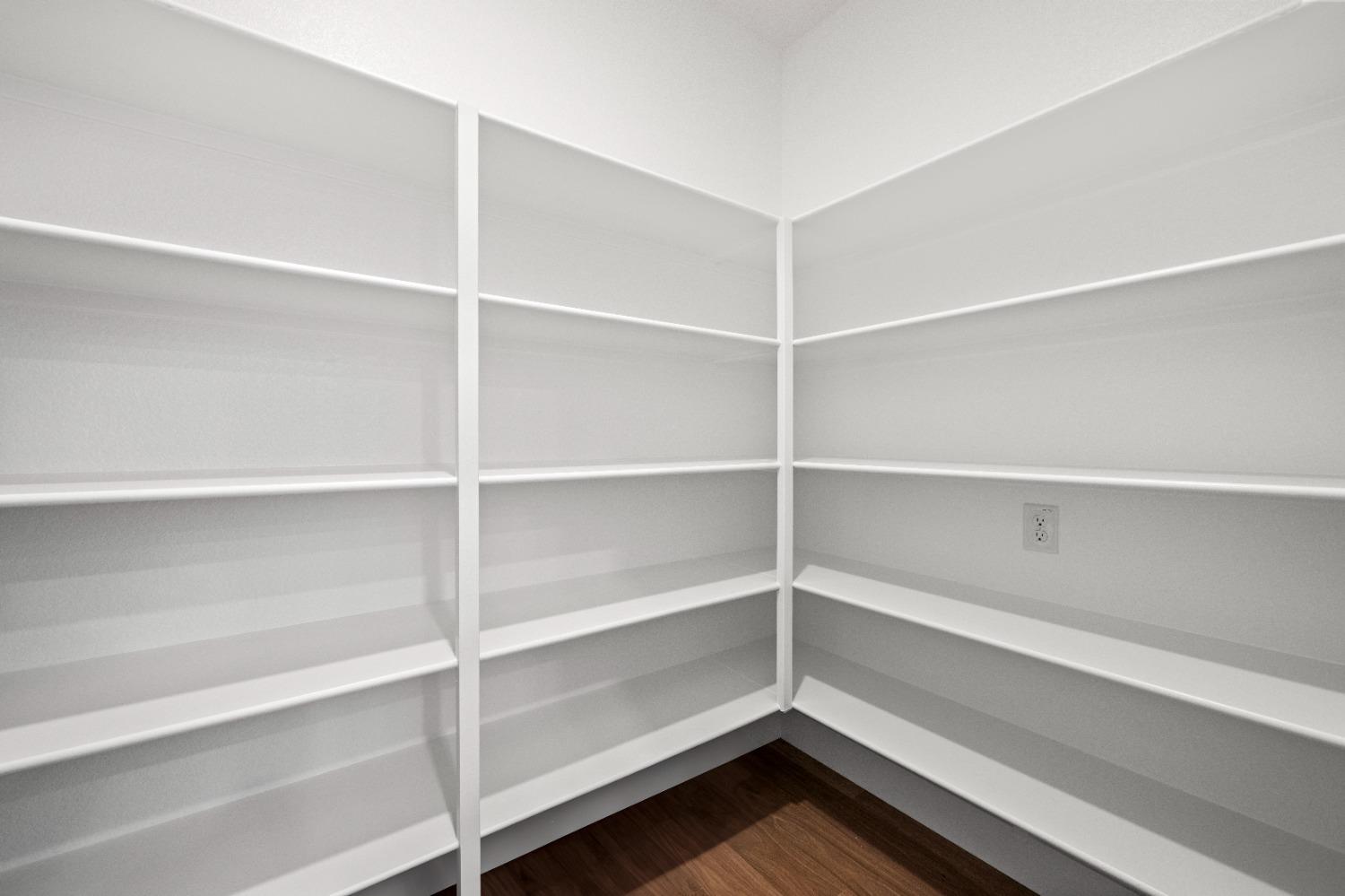 Detail Gallery Image 12 of 40 For 7000 Carbone, Roseville,  CA 95757 - 3 Beds | 2/1 Baths