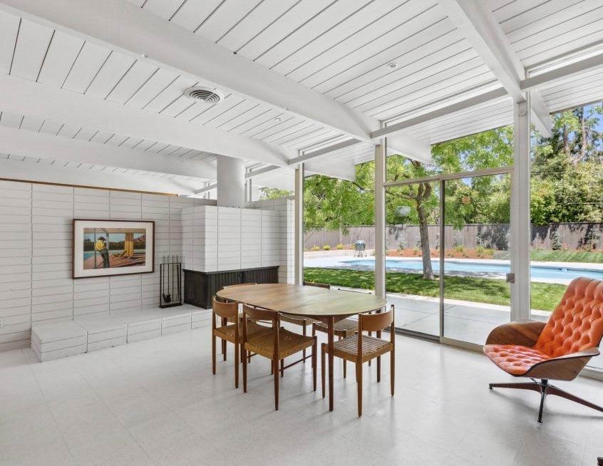 Detail Gallery Image 7 of 24 For 6441 Fordham Way, Sacramento,  CA 95831 - 3 Beds | 2 Baths