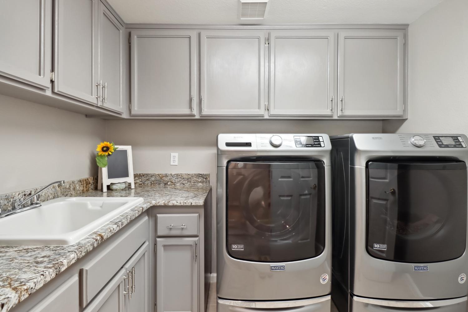 Detail Gallery Image 54 of 99 For 204 Davies Ct, Folsom,  CA 95630 - 4 Beds | 2/1 Baths