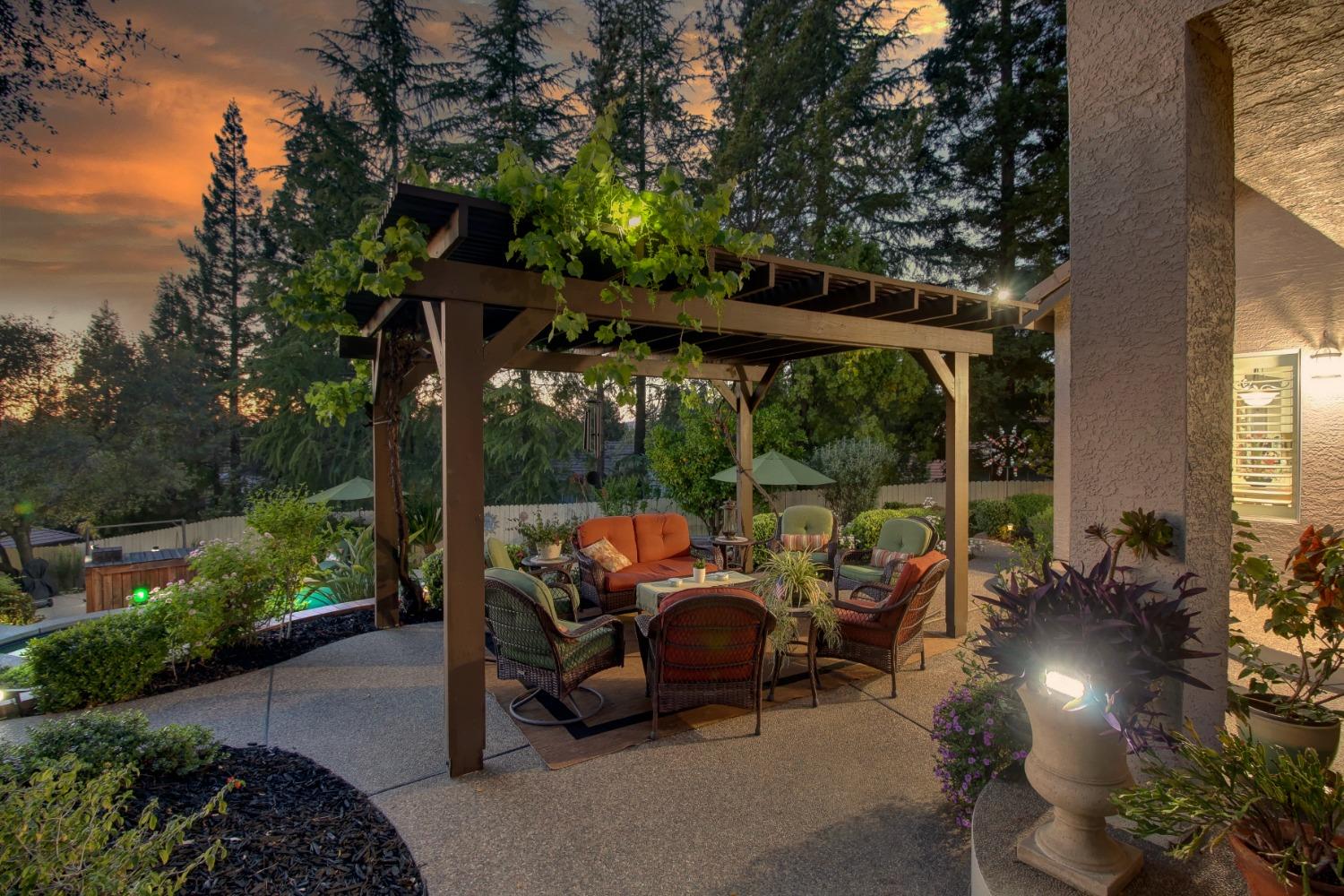 Detail Gallery Image 91 of 99 For 204 Davies Ct, Folsom,  CA 95630 - 4 Beds | 2/1 Baths