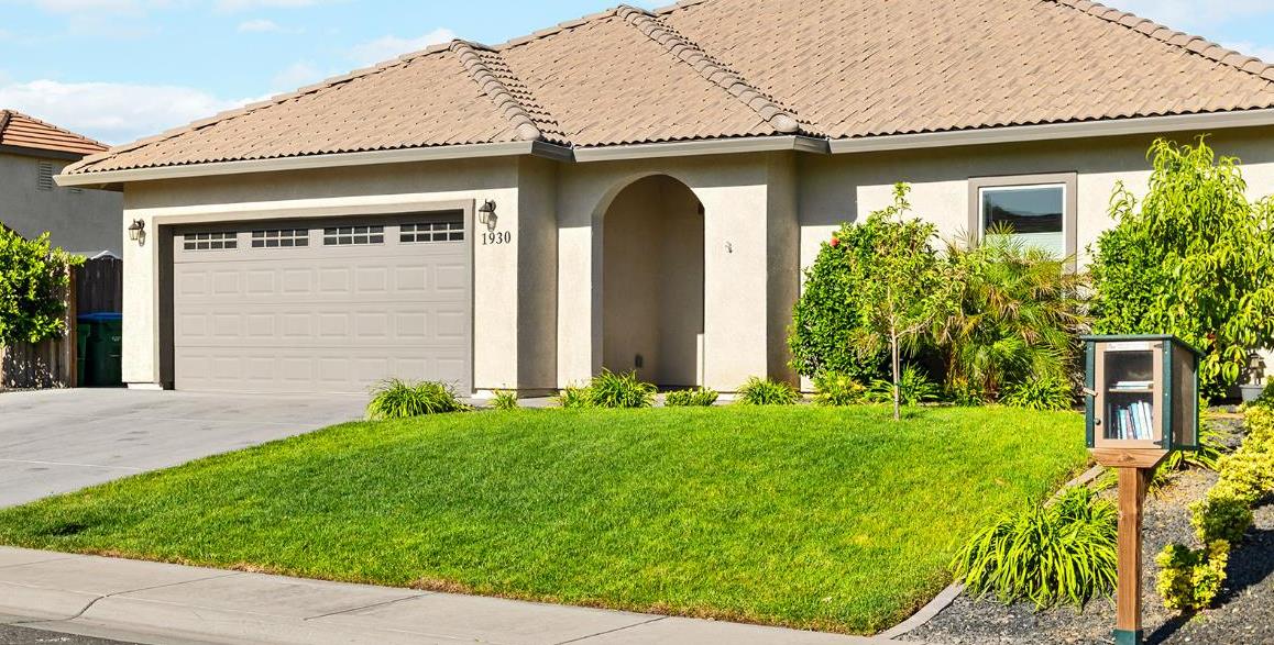 Detail Gallery Image 1 of 30 For 1930 Cinnamon Teal Ct, Gridley,  CA 95948 - 4 Beds | 2 Baths