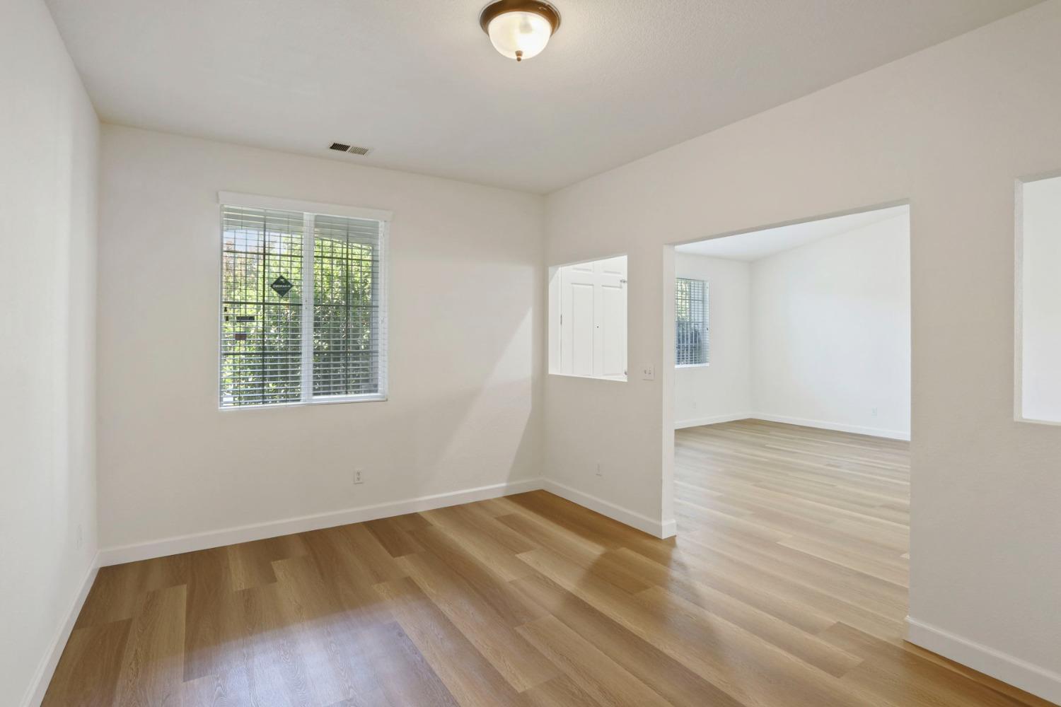 Detail Gallery Image 9 of 23 For 2710 Sebastan Ln, Stockton,  CA 95212 - 3 Beds | 2 Baths