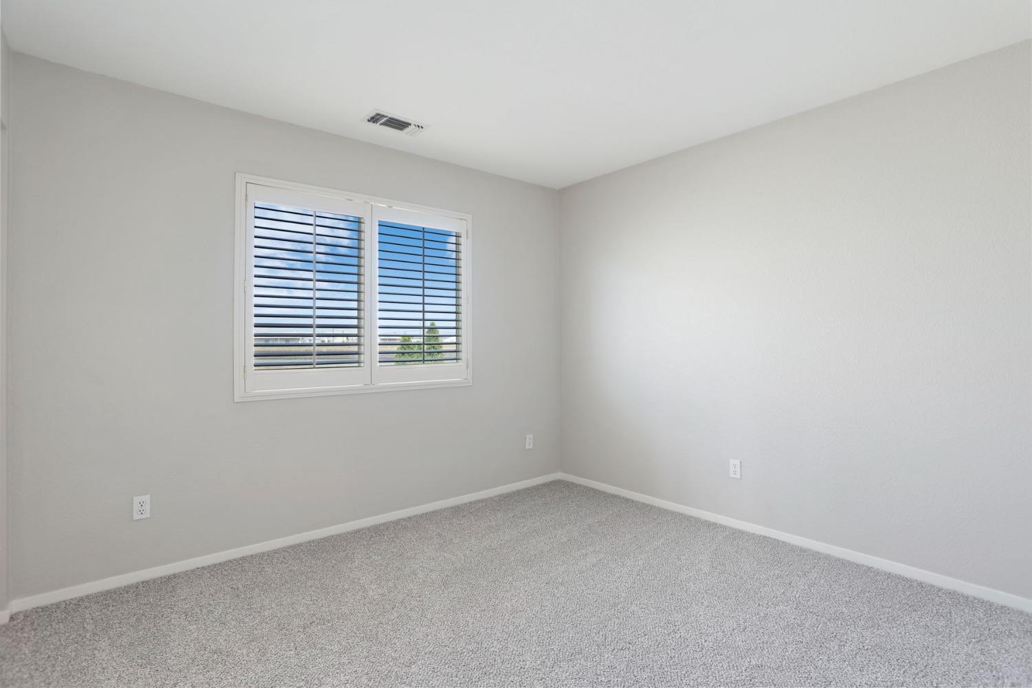 Detail Gallery Image 25 of 43 For 990 Kirkwood Way, Lathrop,  CA 95330 - 5 Beds | 3 Baths