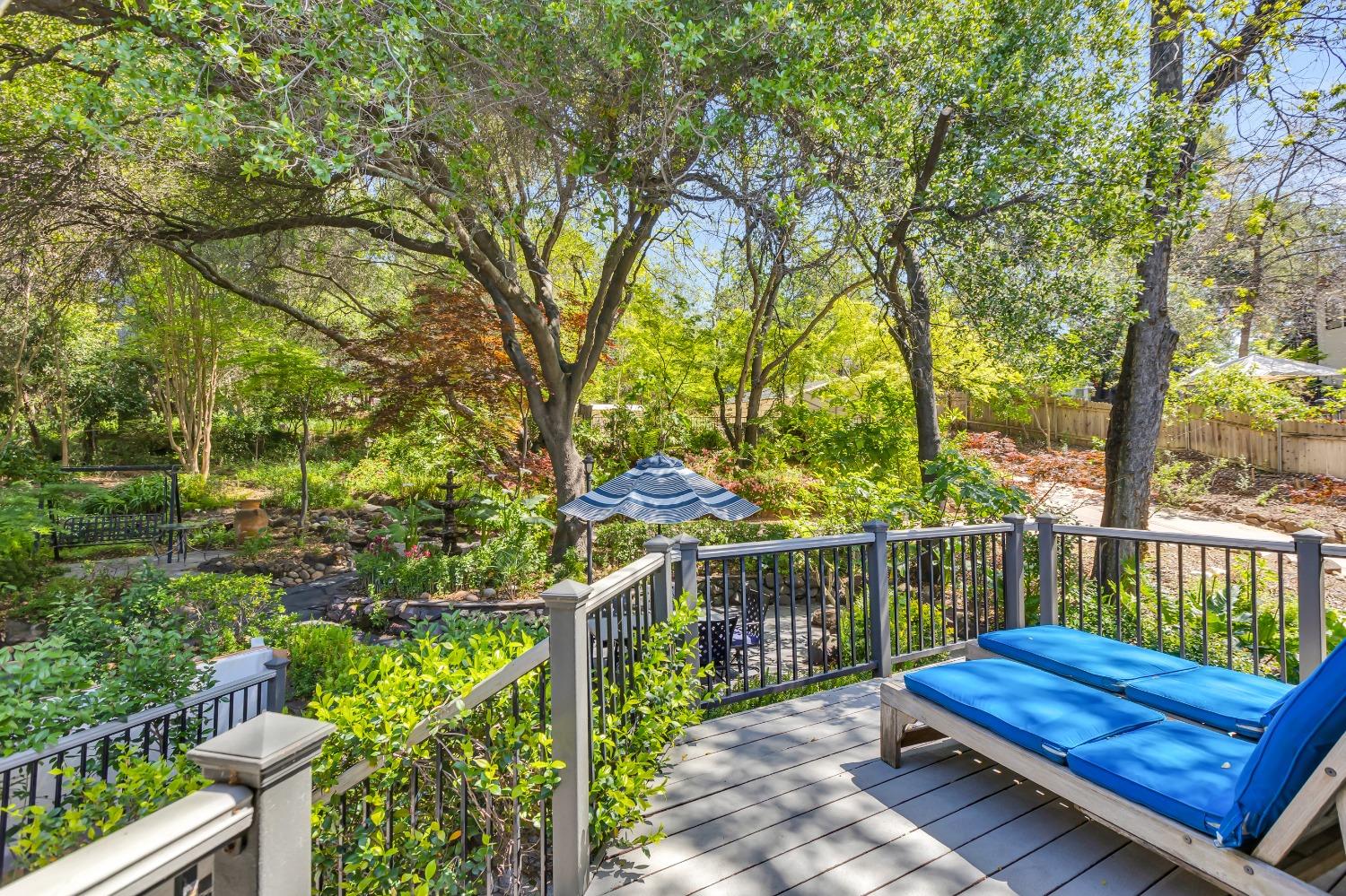 Detail Gallery Image 27 of 46 For 4006 Canyon Dr, Fair Oaks,  CA 95628 - 5 Beds | 4 Baths