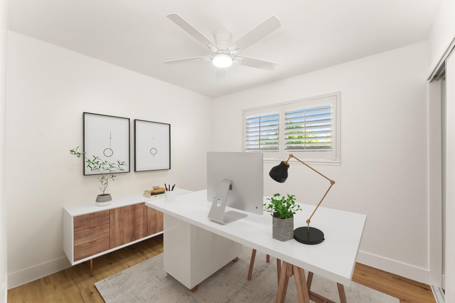 Detail Gallery Image 14 of 22 For 2462 Stokewood Way, Rancho Cordova,  CA 95670 - 3 Beds | 2 Baths