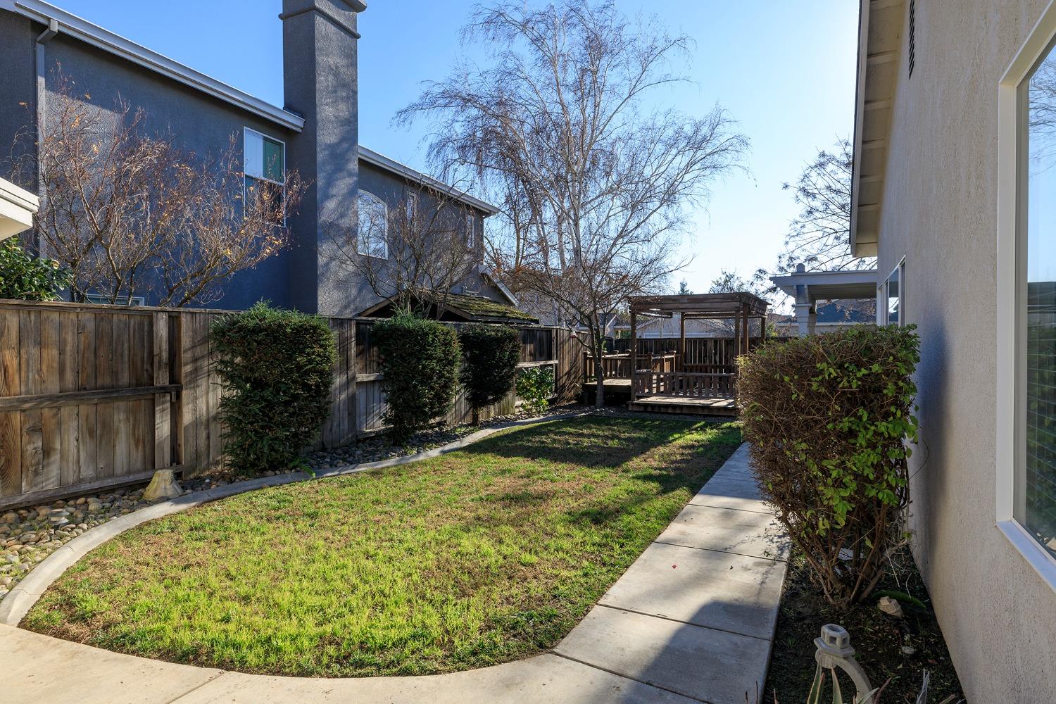 Detail Gallery Image 44 of 45 For 2192 Ivory Lace Ave, Manteca,  CA 95337 - 4 Beds | 2/1 Baths