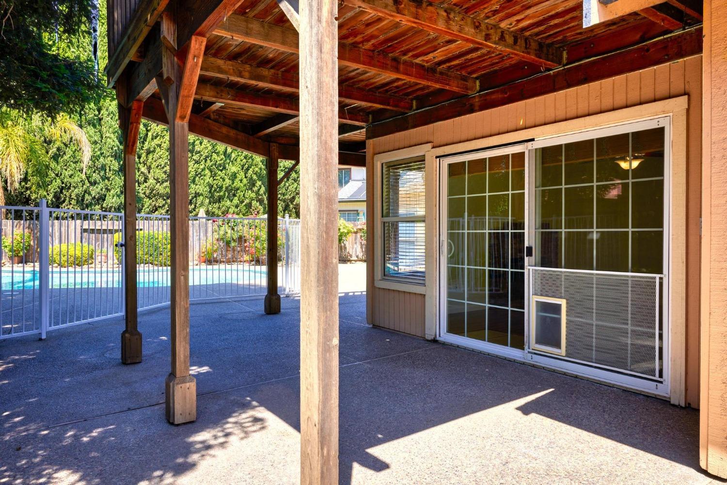 Detail Gallery Image 37 of 48 For 1171 Hidden Meadow, Manteca,  CA 95337 - 5 Beds | 3 Baths