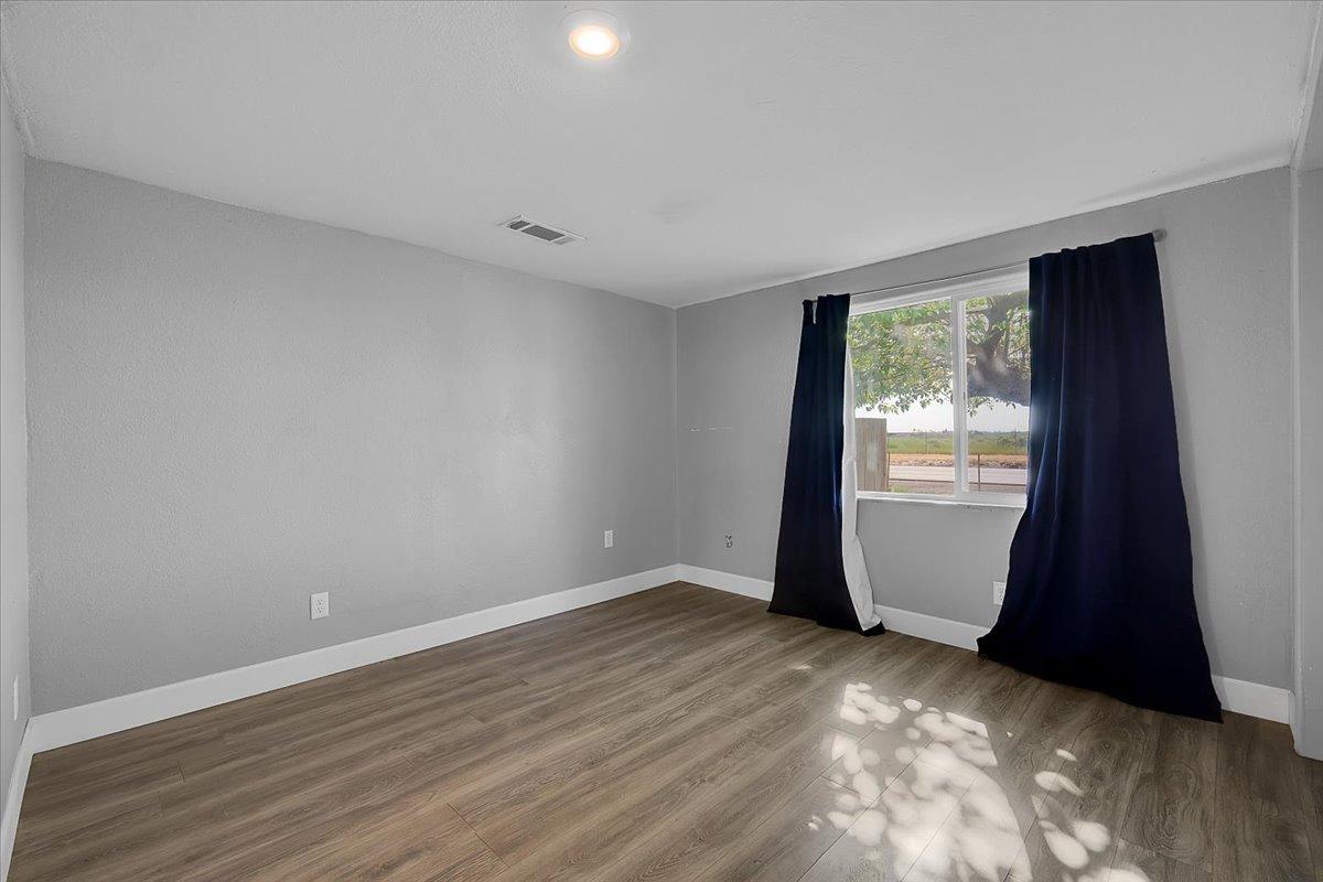 Detail Gallery Image 13 of 24 For 4863 Arboga Rd, Olivehurst,  CA 95961 - 2 Beds | 1 Baths
